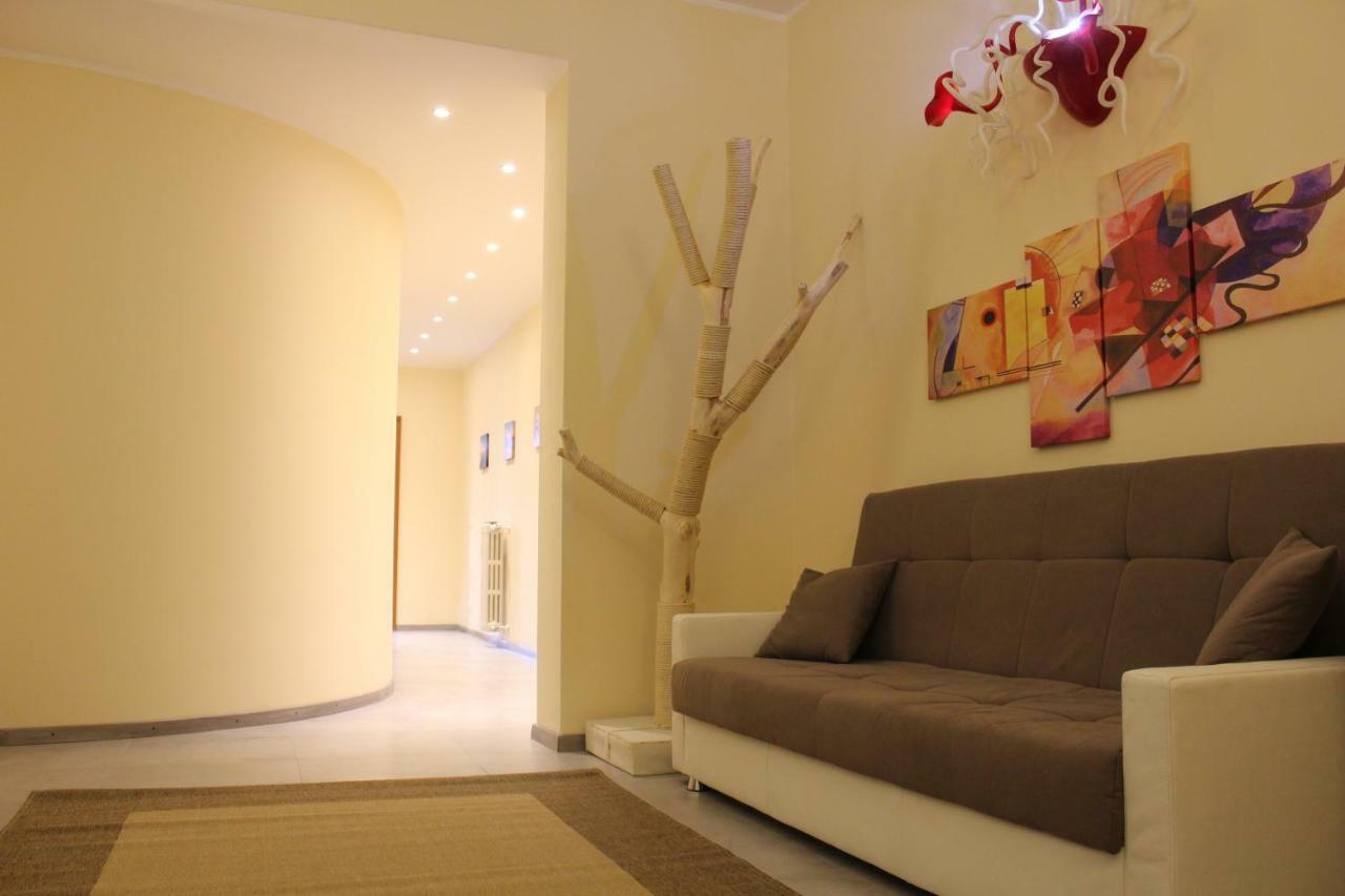 Villa Immersa Nel Verde 라킬라 외부 사진